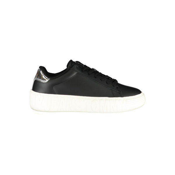 Tommy Hilfiger Leather Low-Top Sneaker — Black